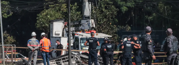 Queda de avião em São Paulo deixa duas vítimas fatais e interdita vias na Barra Funda